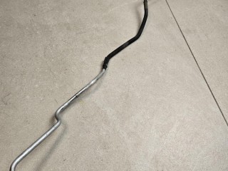 трубка кондиционера Fiat 124 Spider 1 поколение 2020, 1.4 л., АКПП, красный, кабриолет, задний привод, NA4T-61465B