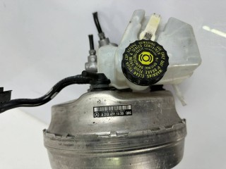 вакуумный усилитель тормозов Mercedes-Benz CLS-Класс C218 [рестайлинг] 2016, 3.0 л., OM 642.852, дизель, АКПП, белый 799, седан, задний привод, правый руль, A0065422518, A2124301430