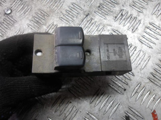 блок управления стеклоподъемниками Nissan Micra 3 поколение (K12) 2005, 1.2 л., бензин, МКПП, хетчбэк 5 дв.