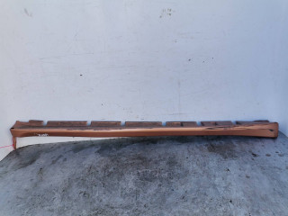 накладка на порог Mitsubishi Carisma 1 поколение 1999, 1.8 л., бензин, 5МКПП, бронза, хетчбэк 5 дв.