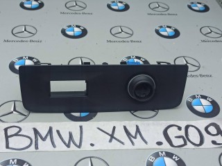 пластик BMW XM G09 2023, 4.4 л., бензин, c5y, 9399902