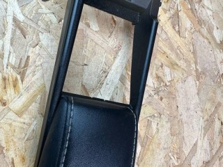 Подлокотник с зеркалом Lexus NX 1 поколение [рестайлинг] 2020, 2.5 л., гибрид, красный, полный привод, правый руль, 58920-78060