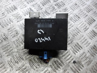 блок комфорта Volkswagen Golf 3 поколение 1998, 1.4 л., бензин, МКПП, хетчбэк 5 дв., 1J0959799Q