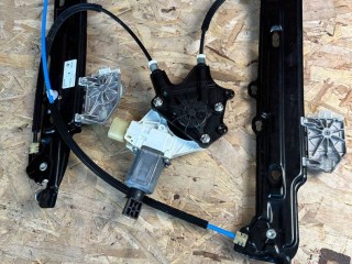 стеклоподъемник задний левый BMW 4 серия F32/F33 [рестайлинг] 2019, 2.0 л., B47 D20 A, дизель, АКПП, синий, лифтбэк, полный привод, правый руль, 51357365257