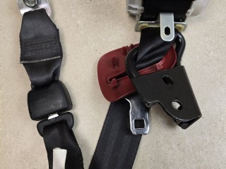 ремень безопасности Infiniti G 4 поколение [рестайлинг] 2013, 3.7 л., VQ37VHR, бензин, АКПП, черный, кабриолет, задний привод, 88854-JK70B