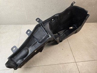 корпус салонного фильтра Maserati Quattroporte 6 поколение [рестайлинг] 2019, 3.0 л., бензин, АКПП, чёрный, седан, задний привод, 670104211