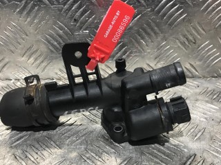 корпус термостата Renault Clio 3 поколение 2007, 1.5 л., DCi, дизель, МКПП, V702183C