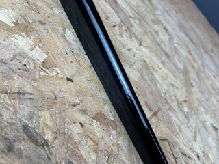 декоративная накладка двери Maserati Levante 1 поколение 2017, 3.0 л., A630HP, дизель, АКПП, blue, внедорожник 5 дв., полный привод, правый руль, 670040547