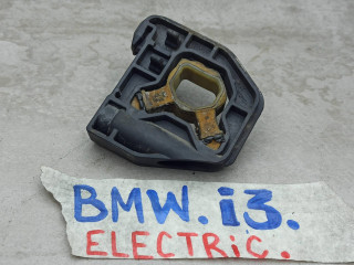 крепление кассеты радиаторов BMW i3 L01 2015, 8620733