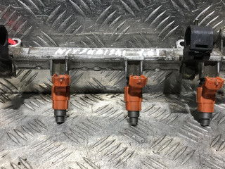 форсунка Mitsubishi Space Star 1 поколение [рестайлинг] 2003, 1.6 л., бензин, МКПП, минивэн, CDH210, 7310441