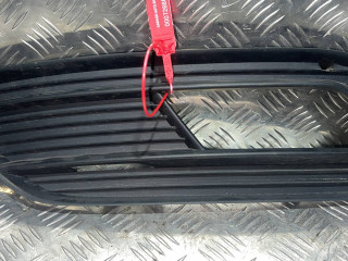 заглушка (решетка) в бампер Audi A4 B8 [рестайлинг] 2014, 2.0 л., дизель, АКПП, универсал