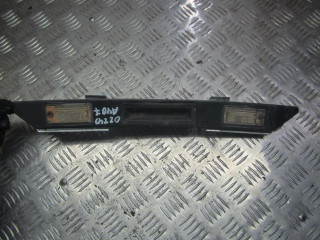 подсветка номера Audi A4 B7 2007, 2.0 л., бензин, МКПП, универсал, 8E0827657D