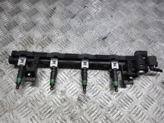 форсунка Ford Focus 2 поколение 2008, 1.8 л., бензин, МКПП, универсал, 98MFBC9F593