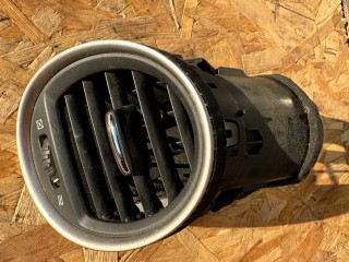 дефлектор обдува салона Infiniti QX60 L50 2014, 3.5 л., VQ35DE, бензин, АКПП, чёрный, внедорожник 5 дв., полный привод, 687613JA0A