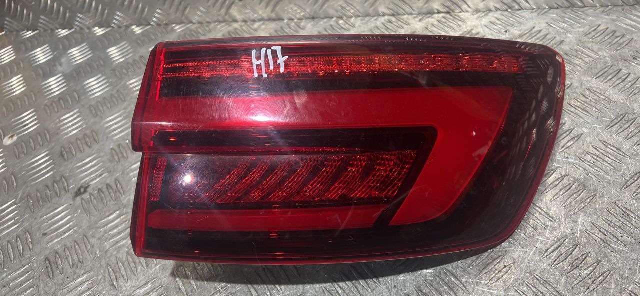 фонарь задний правый Audi A4 B9 2018, 2.0 л., CVKB, бензин, АКПП, универсал, передний привод, 8W9945092C - фото №1