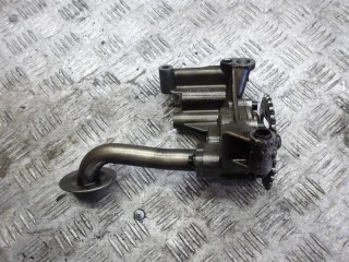 насос масляный Volkswagen Golf 3 поколение 1999, 1.9 л., дизель, 06A115105B