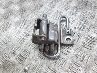 петля двери Audi A6 4B/C5 1998, 4B0831412B