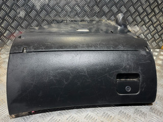 бардачок Audi A6 C5 [рестайлинг] 2003, 2.5 л., BDG, дизель, 6МКПП, универсал