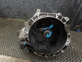 КПП механическая (МКПП) Ford Focus 2 поколение [рестайлинг] 2010, 1.8 л., бензин, МКПП, 4M5R7002NE