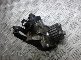 ТНВД Volkswagen Passat B7 2013, 2.0 л., дизель, 03L130755L