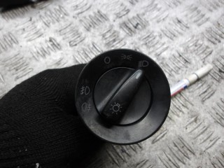 переключатель света Skoda Octavia 1 поколение [рестайлинг] 2001, 1.9 л., дизель, МКПП, универсал, 1U0941531D