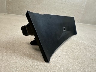 разъем AUX / USB Alfa Romeo 2017, 2.0 л., бензин, АКПП, серый, полный привод, 156118802