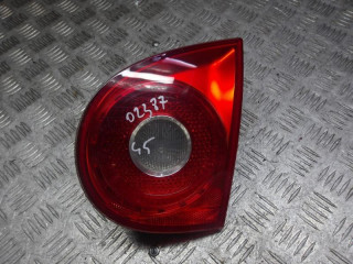 фонарь крышки багажника правый Volkswagen Golf 4 поколение 2005, 1.4 л., бензин, МКПП, хетчбэк 5 дв., 1K6945094E