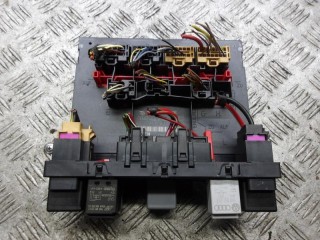 блок комфорта Volkswagen Passat B6 2006, 2.0 л., дизель, МКПП, универсал, 3C0937049J