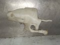 бачок омывателя Mitsubishi Carisma 1 поколение 1999, 1.8 л., бензин, 5МКПП, бронза, хетчбэк 5 дв. - фото №3