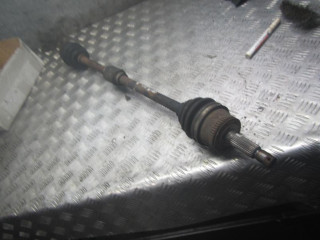 полуось передняя правая (приводной вал, ШРУС) Hyundai Matrix 1 поколение 2004, 1.6 л., бензин, МКПП, хетчбэк 5 дв., 4950117050