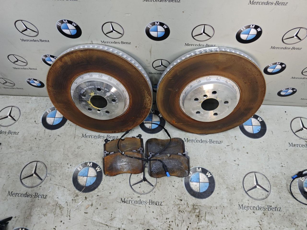 диск тормозной передний BMW XM G09 2023, 4.4 л., бензин, c5y, полный привод, 8840336, 8840335, 6898724, 8074297 - фото №1