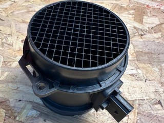 расходомер воздуха Alfa Romeo Stelvio 1 поколение 2018, 2.0 л., АКПП, серый, внедорожник 5 дв., полный привод, 50537066