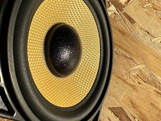 динамик высокочастотный (пищалка) Maserati Levante 1 поколение 2017, 3.0 л., бензин, АКПП, белый, внедорожник 5 дв., полный привод, 670002145