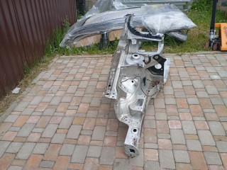 часть кузова (вырезанный элемент) Volkswagen Passat B7 2013, 1.8 л., TFSI, CDAA, бензин, серебро, передний привод, правый руль, 3C0802068