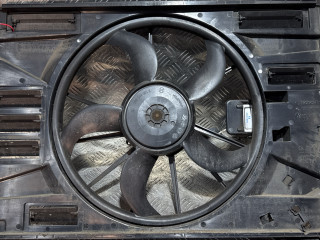 вентилятор радиатора Volkswagen Golf 6 поколение 2010, 1.6 л., CAYA, дизель, 5МКПП, хетчбэк 5 дв.