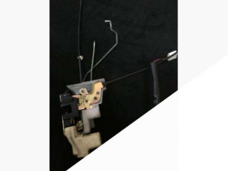 замок двери Mazda MPV LW 2002