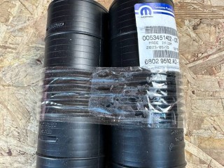 пыльник амортизатора Jeep Grand Cherokee 4 поколение [рестайлинг] 2014, 3.0 л., дизель, АКПП, 68029592AD