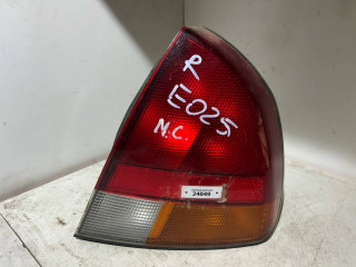 фонарь задний правый Mitsubishi Carisma 1 поколение 1996, 1.6 л., бензин, хетчбэк 5 дв.