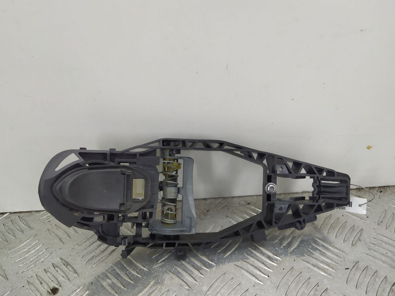 скелет ручки двери задней правой BMW 2023, 2.0 л., Ti, бензин, АКПП, универсал, задний привод, 9881778, 51219881778 - фото №1