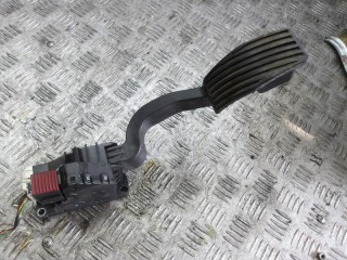 педаль Opel Corsa D 2007, 1.2 л., бензин, МКПП, хетчбэк 5 дв., 13305804