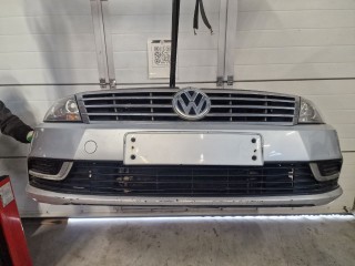 передняя часть (ноускат) Volkswagen Passat B7 2012, 2.0 л., дизель, 3C0121253AR, 3C0145805AN, 3C8941032B, 3C8941031B