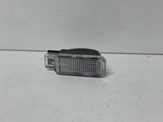 фонарь салона (плафон) Porsche 2022, 2.9 л., бензин, АКПП, внедорожник 5 дв., 4B0947415