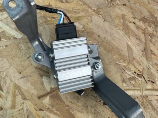 блок управления топливным насосом Lexus NX 1 поколение [рестайлинг] 2020, 2.5 л., гибрид, красный, полный привод, правый руль, 89570-78010