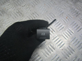 кнопка ручного тормоза (ручника) Audi A6 4B/C5 1999, 2.5 л., дизель, МКПП, седан, 4B0927133B