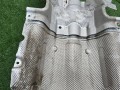 тепловой экран глушителя Mercedes-Benz C AMG W204 2009, 6.3 л., бензин, АКПП, серый, седан, задний привод, A2046802822 - фото №3