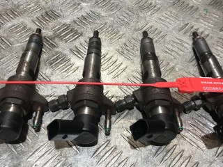 форсунка Peugeot 308 1 поколение [рестайлинг] 2013, 1.6 л., робот, хетчбэк 5 дв., 9802448680, 9674973080, 50274V05, 9683957238A, 9683957280