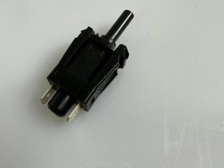 Датчик педали тормоза (лягушка) Mercedes-Benz CLS-Класс C218 [рестайлинг] 2016, 3.0 л., OM 642.852, дизель, АКПП, белый 799, седан, задний привод, правый руль, A0015458714