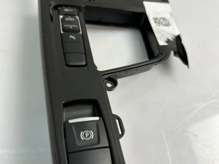 Декоративная накладка центральной консоли BMW X2 F39 2021, 1.5 л., B38 B15 A, бензин, АКПП, 9292547-10