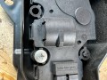 моторчик заслонки печки Land Rover Range Rover Sport 2 поколение [рестайлинг] 2020, 3.0 л., 306DT, дизель, АКПП, rhodium silver (1ac), внедорожник 5 дв., полный привод, правый руль, LR093031, MF113930 - фото №2