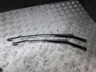 щеткодержатель (поводок стеклоочистителя, дворник) Volkswagen Transporter T4 1999, 2.5 л., дизель, МКПП, микроавтобус, 701955410A, 701955409A